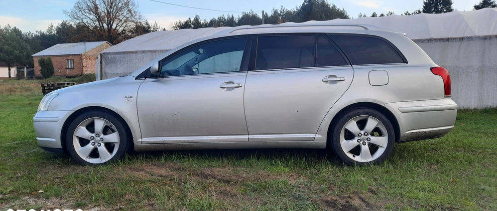 Toyota Avensis cena 13500 przebieg: 276231, rok produkcji 2004 z Pniewy małe 301